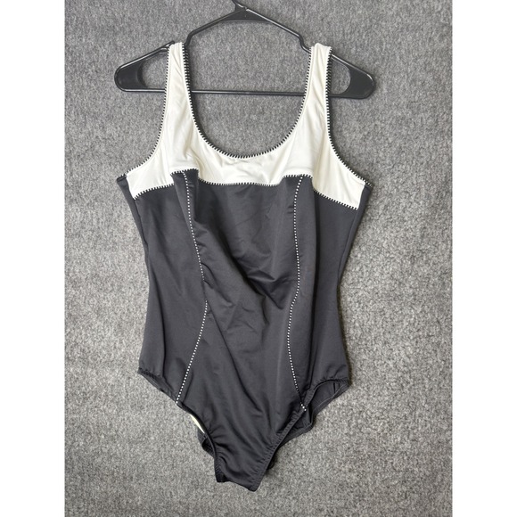 Miraclesuit Other - Miraclesuit Womens Black White Colorblock One Piece Swimsuit 18DD Underwire USA